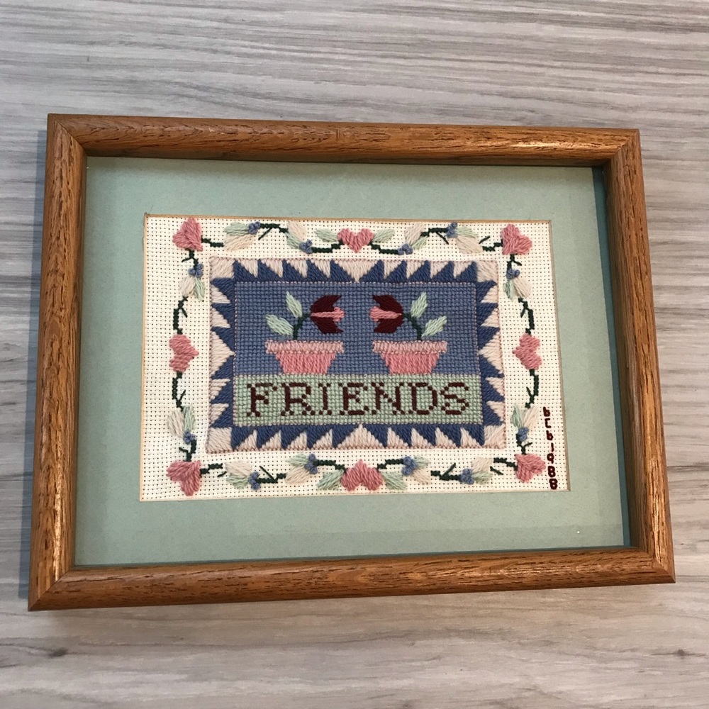 🔻🔻🔻Vintage handmade needlepoint art